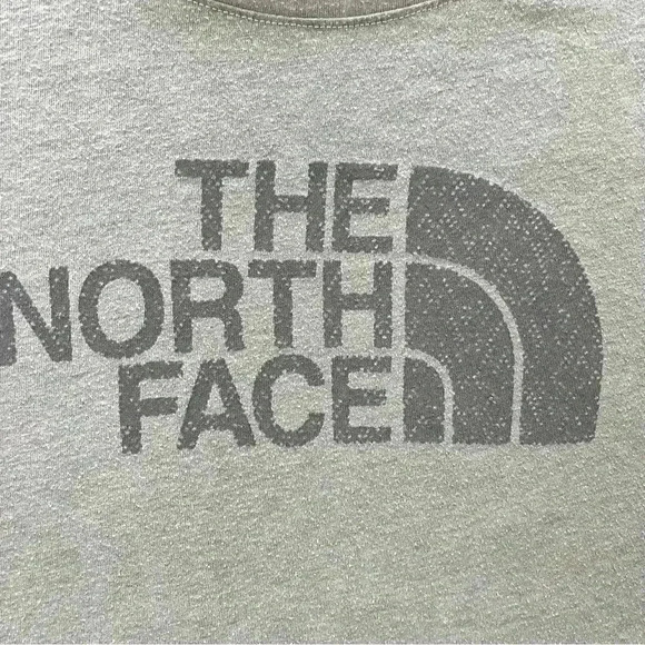 The North Face Gray Cotton Blend Scoop Neck Cap Sleeve High-Low Tee Size M - Picture 4 of 15